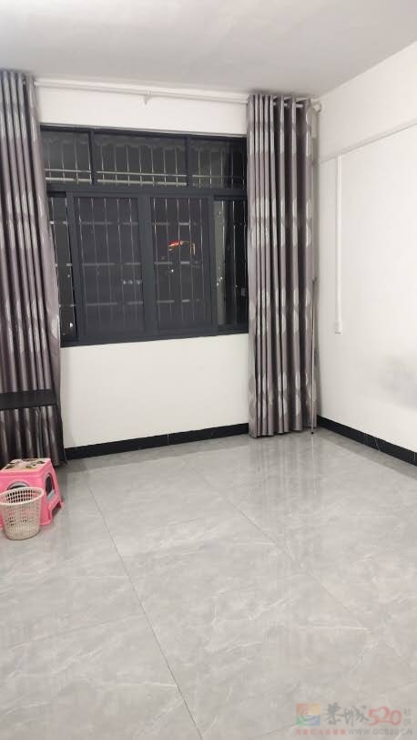 新房出租，1房1厅1卫1厨，面积60平方，租金700元，押1付1 ...784 / 作者:快乐时光~ / 帖子ID:321044