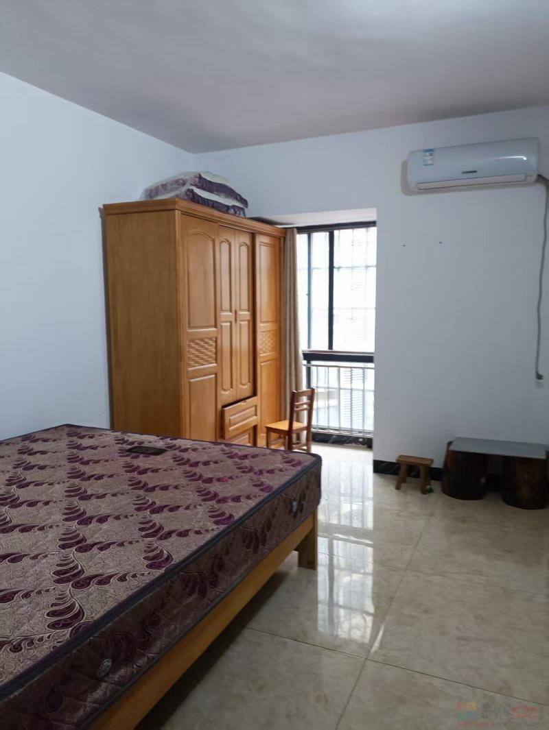 壹号公馆，三房两厅一厨一卫，家电齐全610 / 作者:毛毛虫60 / 帖子ID:321024