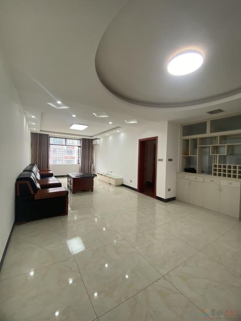 恭城天和超市旁边，文武大厦电梯新房出租，四房两厅两卫！有床有沙发热水器 ...683 / 作者:A线材批发2D32B / 帖子ID:321047