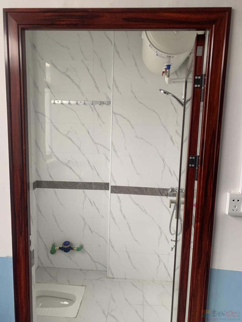 县医院附近，单间配套，领包入住9 / 作者:酒是穿肠毒药 / 帖子ID:321096