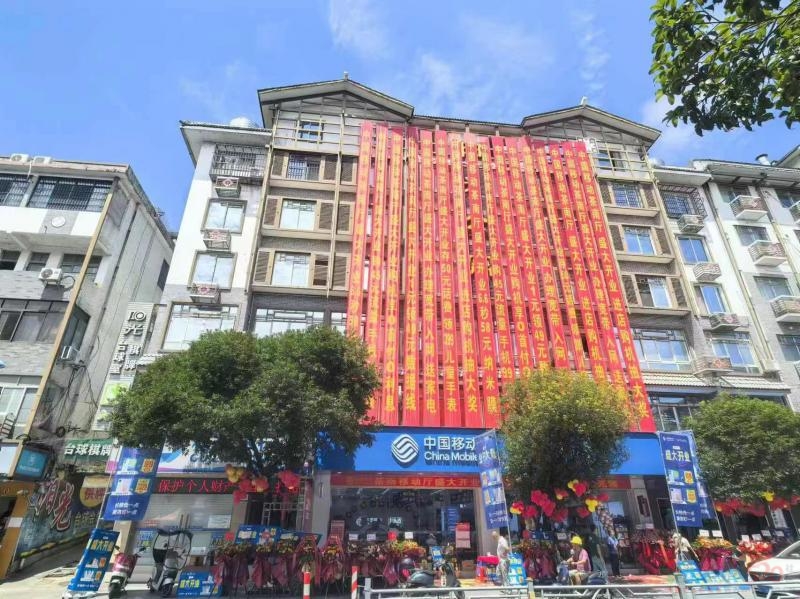 店长2名      综合工资7000-11000
主管2名      综合工资5000-9000
前台20 ...487 / 作者:Dan166200 / 帖子ID:321223