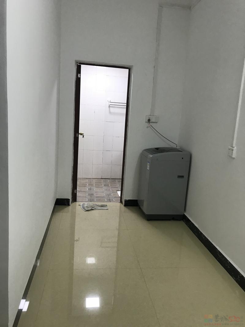 三楼，三小旁边，离天和超市很近。一房一厅，配有电热水器，床，衣柜，沙发 ...849 / 作者:a阿里里啊 / 帖子ID:321196