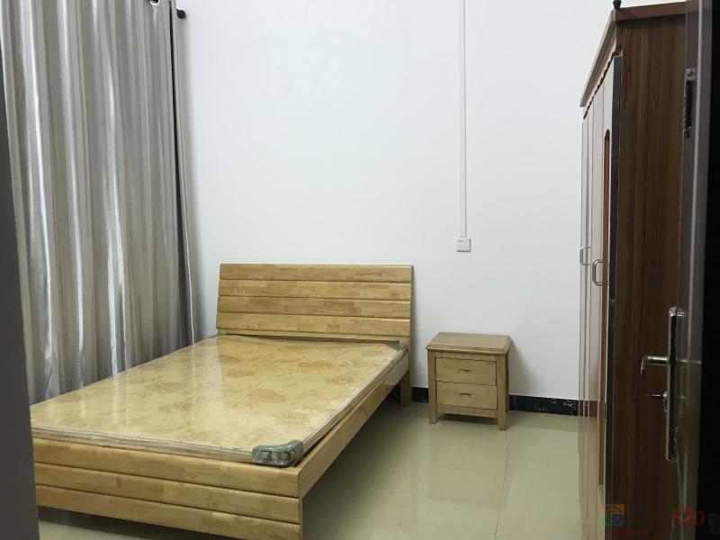 三楼，三小旁边，离天和超市很近。一房一厅，配有电热水器，床，衣柜，沙发 ...31 / 作者:a阿里里啊 / 帖子ID:321196