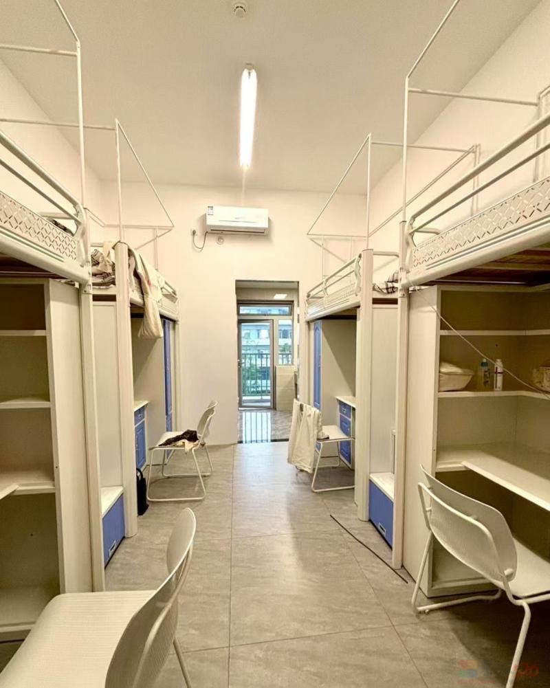 年后桂林平乐大型电子厂招聘100人
【生产产品】电子产品，组装，包装，质检 ...702 / 作者:犇乾诚-直聘潘经 / 帖子ID:321232