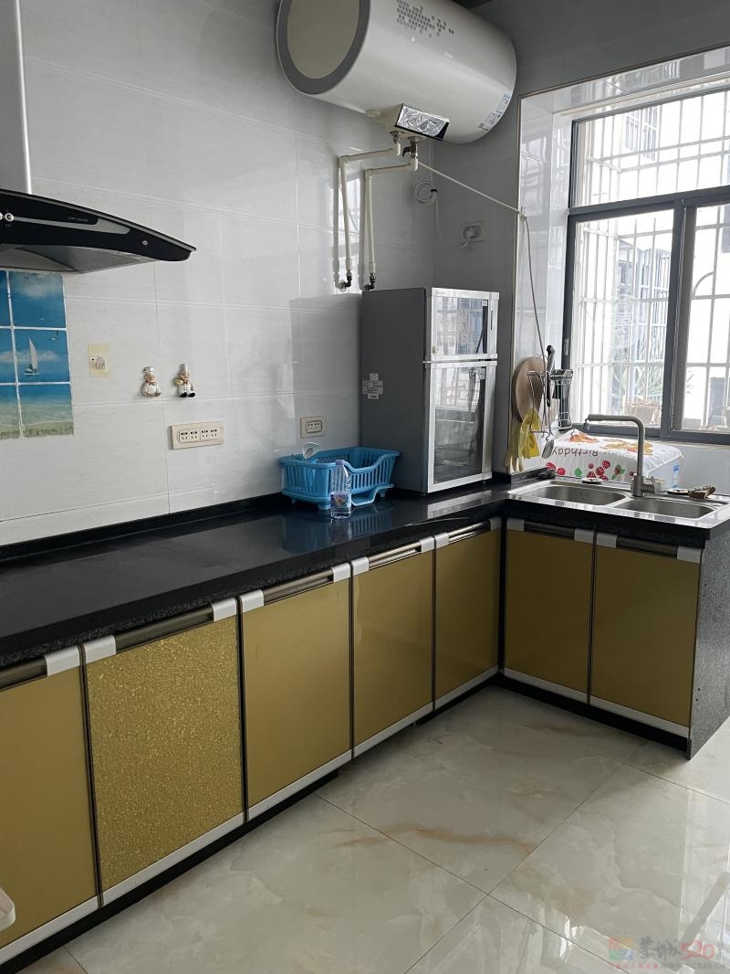 两房一厅一厨一卫，电梯房，家电齐全，方便停车。544 / 作者:zisel / 帖子ID:321336