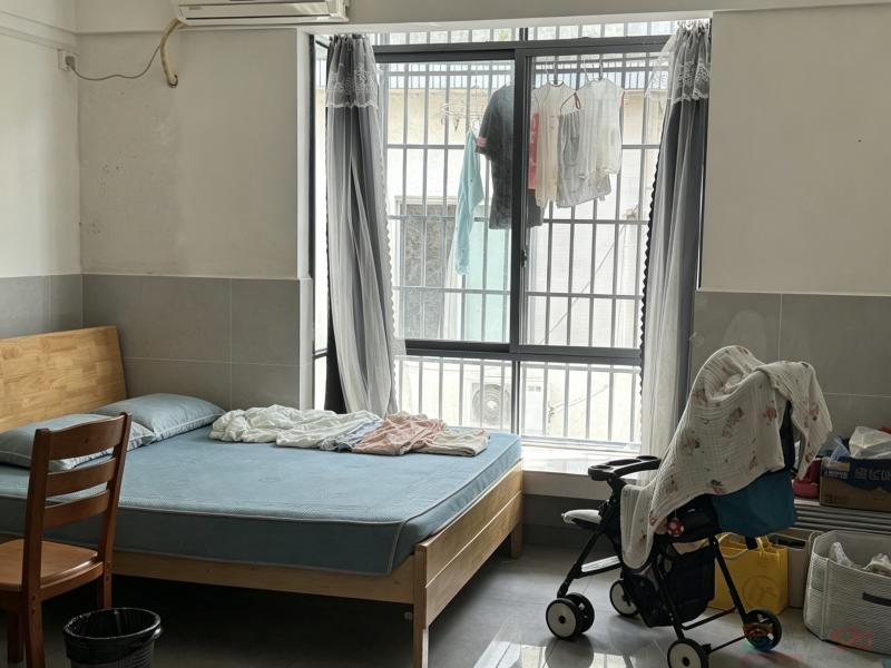 转租！转租！在恭城镇兴隆街一巷74号安然居公寓
房东是个阿姨很好讲话！现 ...748 / 作者:wx188926 / 帖子ID:321450